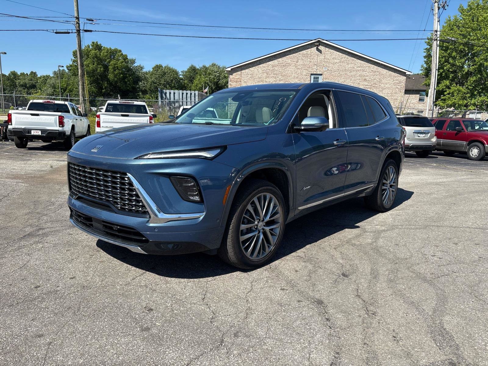 2025 Buick Enclave Avenir