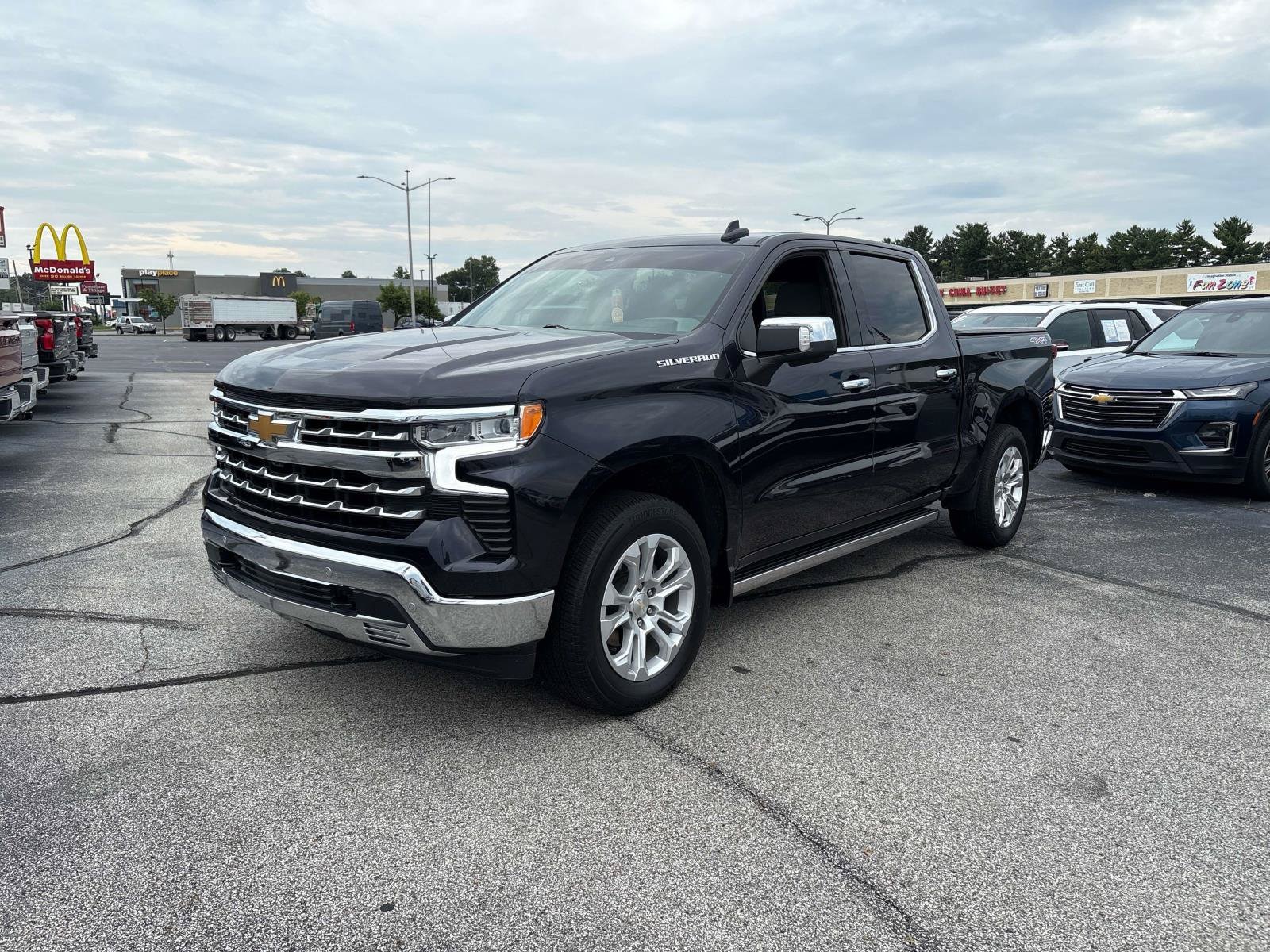 2023 Chevrolet Silverado 1500 LTZ
