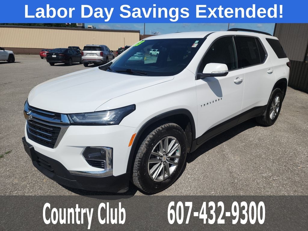 Used 2023 Chevrolet Traverse LT SUV