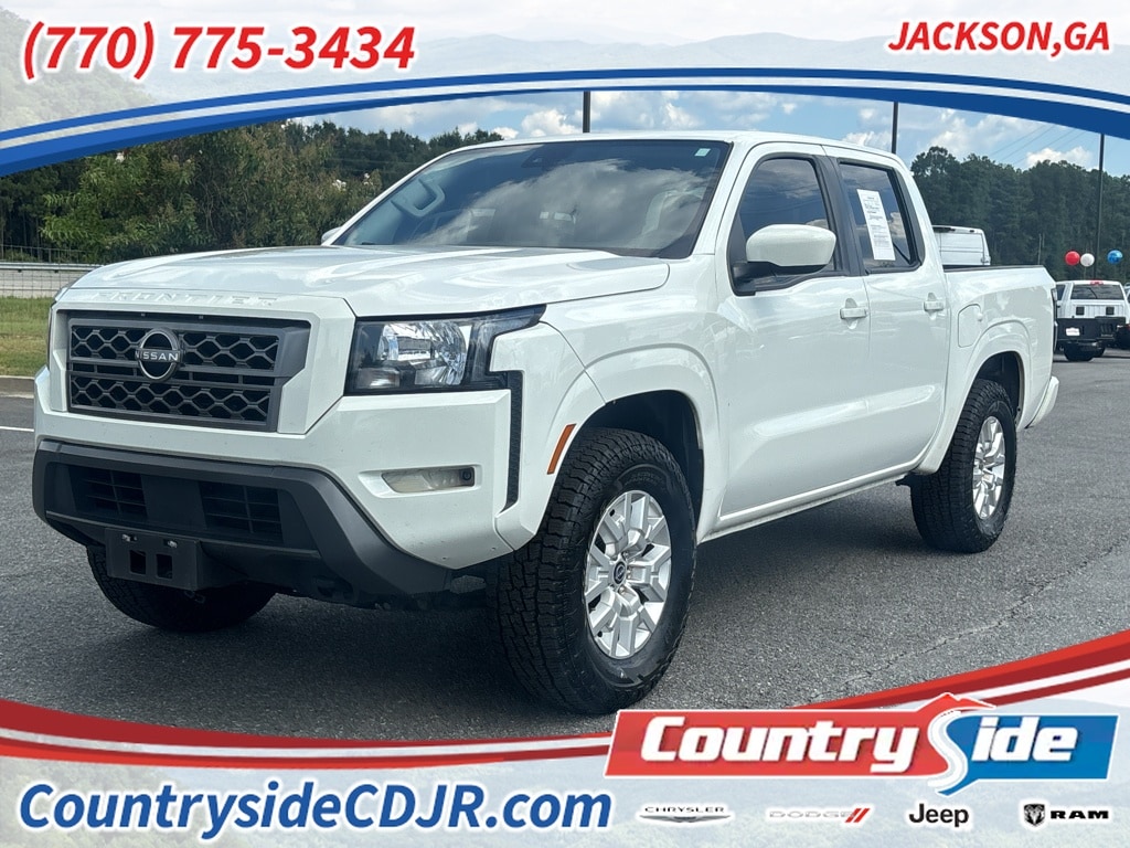 2023 Nissan Frontier SV
