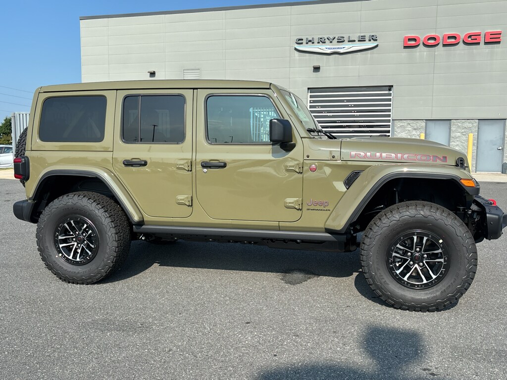 New 2026 Jeep Wrangler 4-DOOR RUBICON X Sport Utility