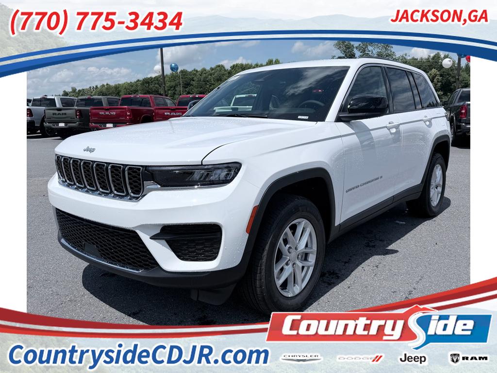 2026 Jeep Grand Cherokee Laredo