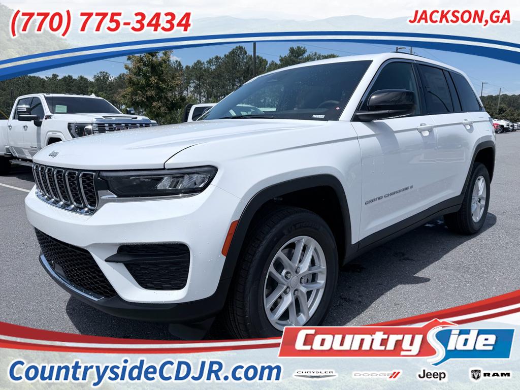 2026 Jeep Grand Cherokee Laredo