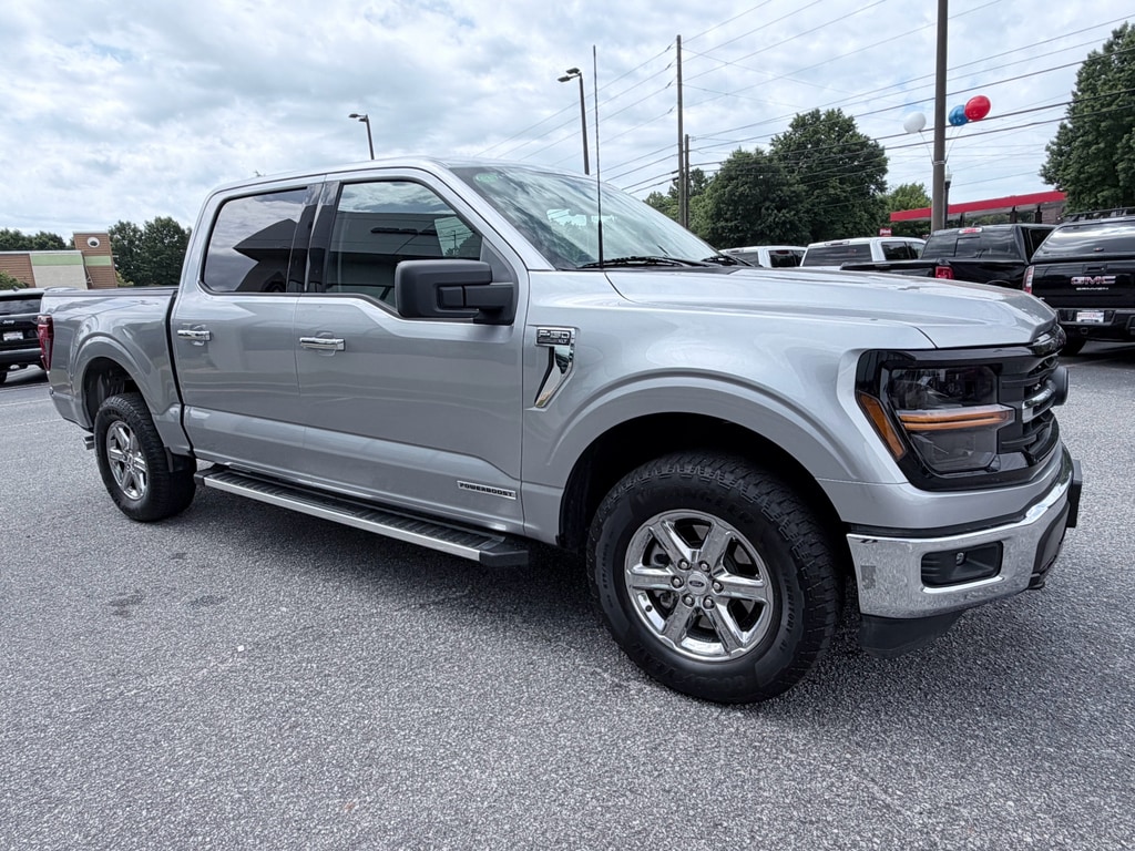 Used 2025 Ford F-150 XLT Crew Cab