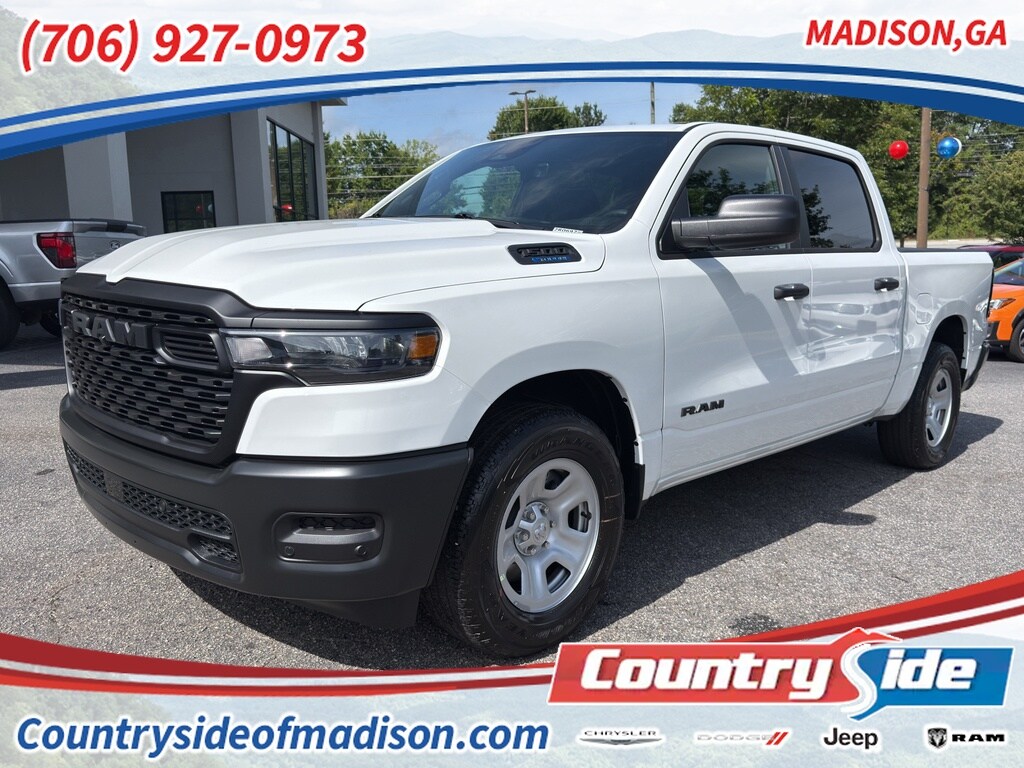 New 2026 Ram 1500 TRADESMAN CREW CAB 4X2 5'7 BOX Pickup