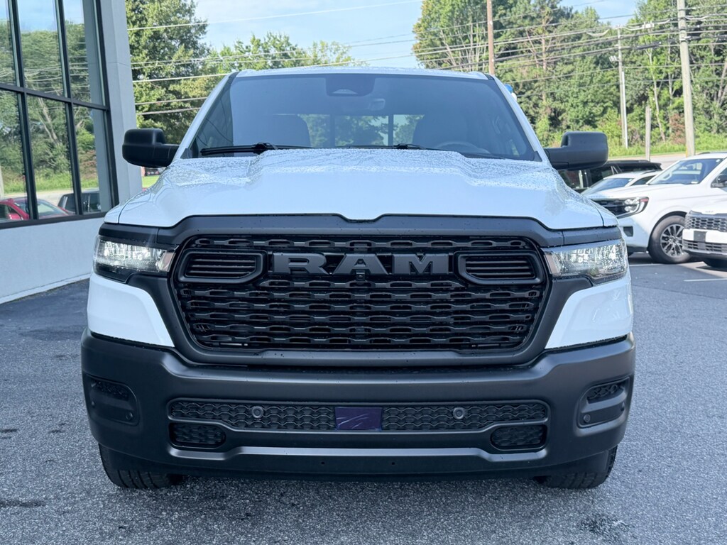 New 2026 Ram 1500 TRADESMAN CREW CAB 4X2 5'7 BOX Pickup