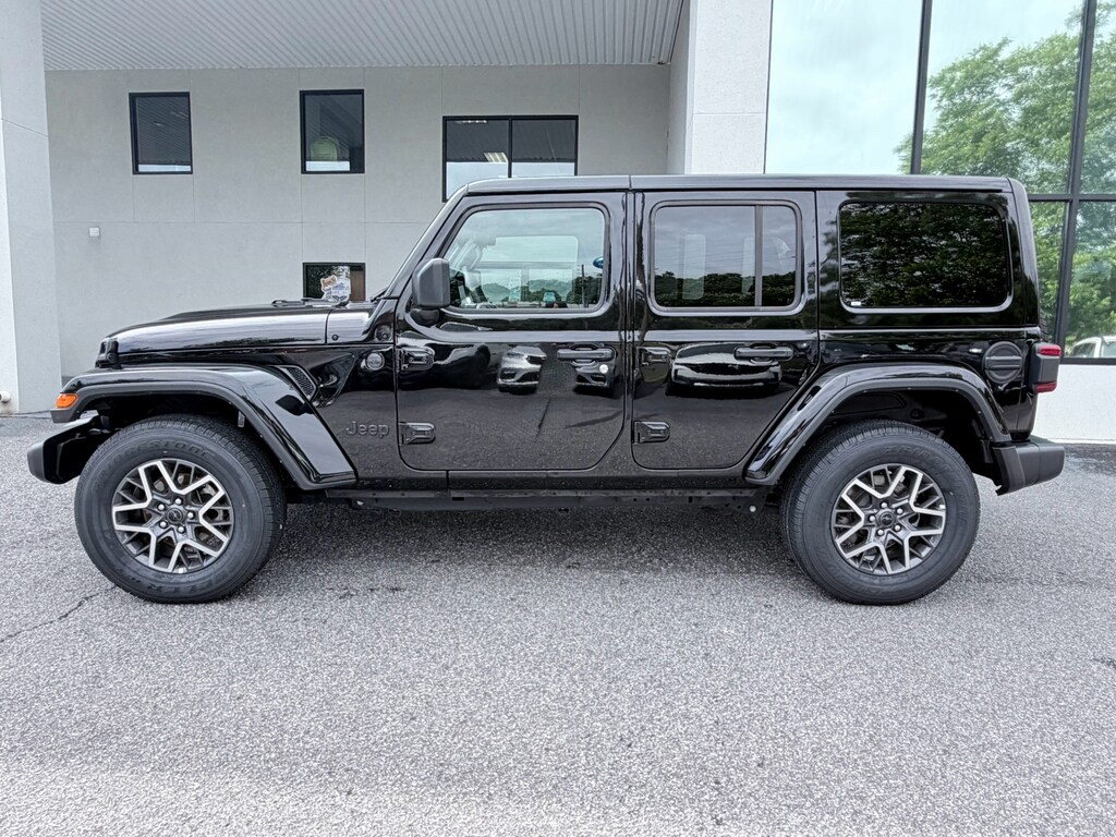 Used 2025 Jeep Wrangler Sahara Sport Utility