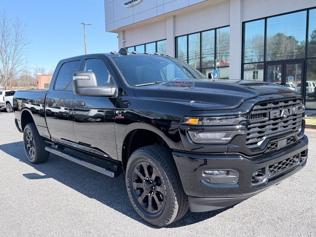 New 2026 Ram 2500 BLACK EXPRESS CREW CAB 4X4 6'4 BOX Pickup