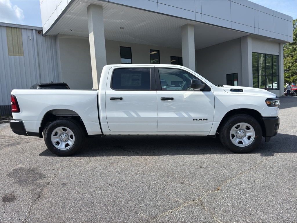 New 2026 Ram 1500 TRADESMAN CREW CAB 4X2 5'7 BOX Pickup