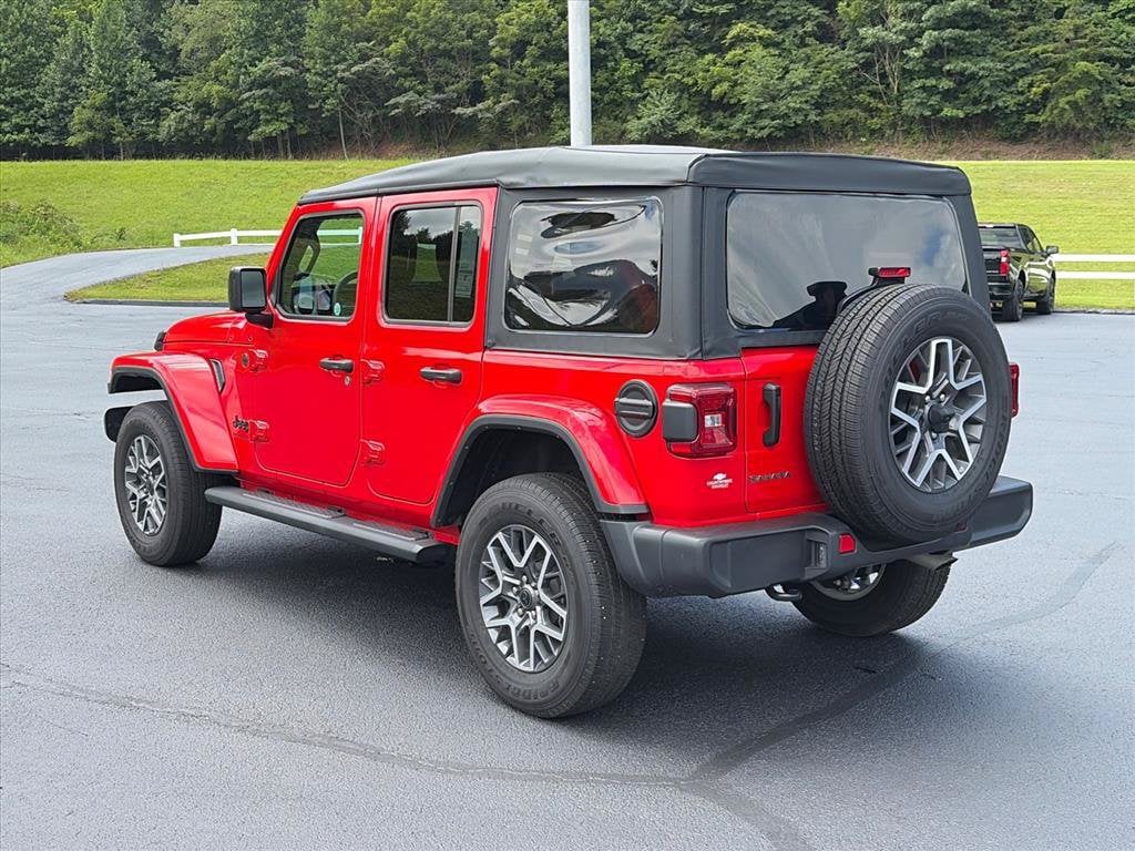 Used 2025 Jeep Wrangler 4-Door Sahara 4x4 SUV