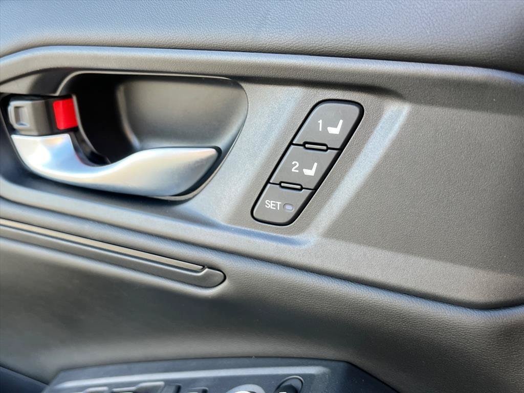 2023 Honda Accord Hybrid EX-L - Photo 25