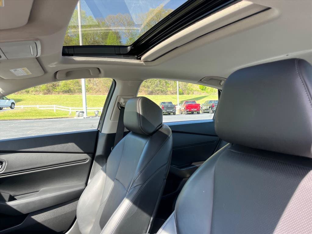 2023 Honda Accord Hybrid EX-L - Photo 9