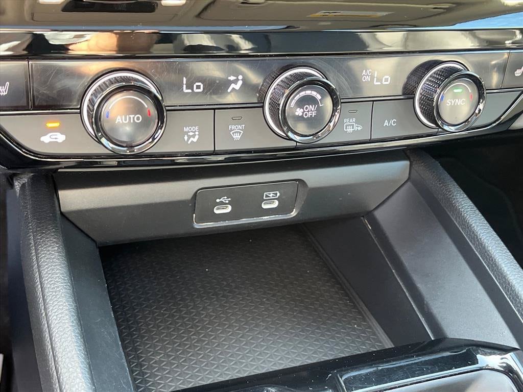 2023 Honda Accord Hybrid EX-L - Photo 18