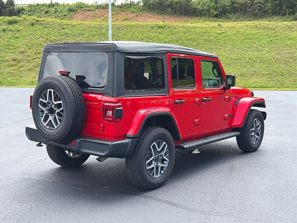 Used 2025 Jeep Wrangler 4-Door Sahara 4x4 SUV