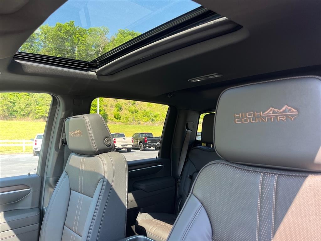2026 Chevrolet Silverado 2500 HD High Country - Photo 9