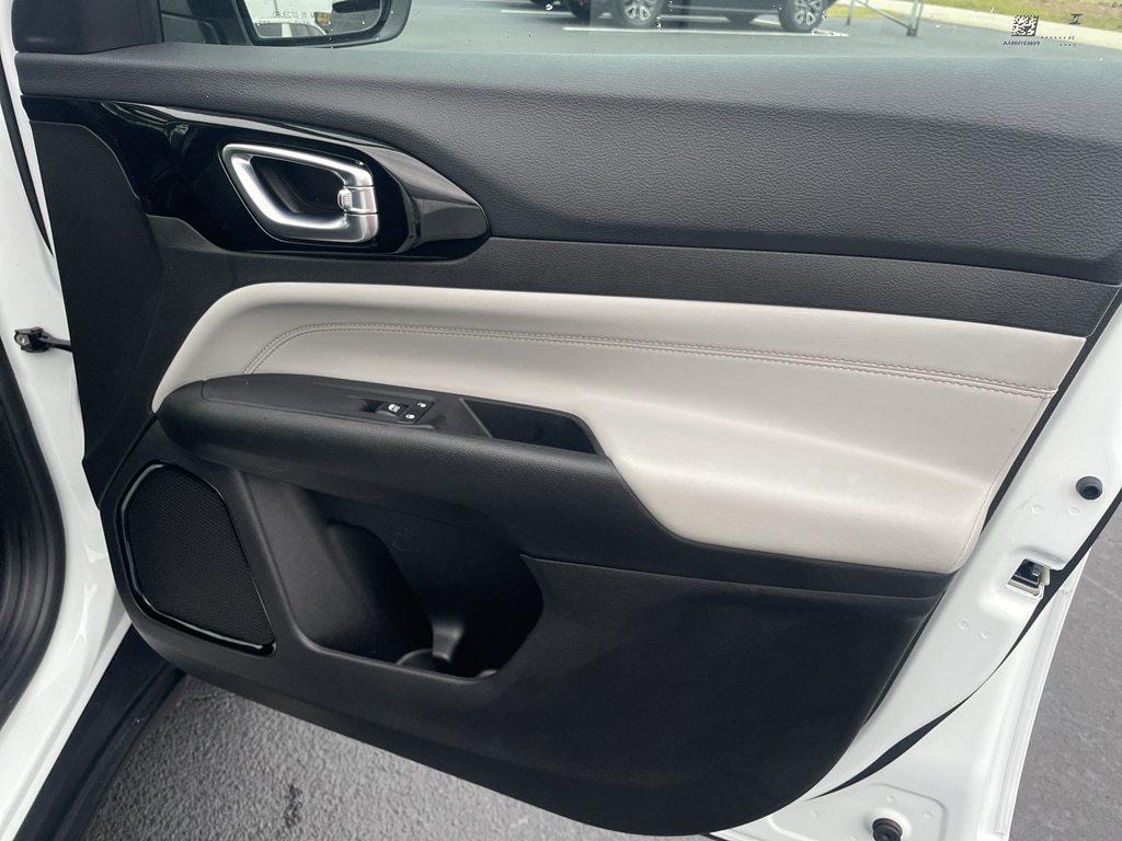 2025 Jeep Compass Limited - Photo 24