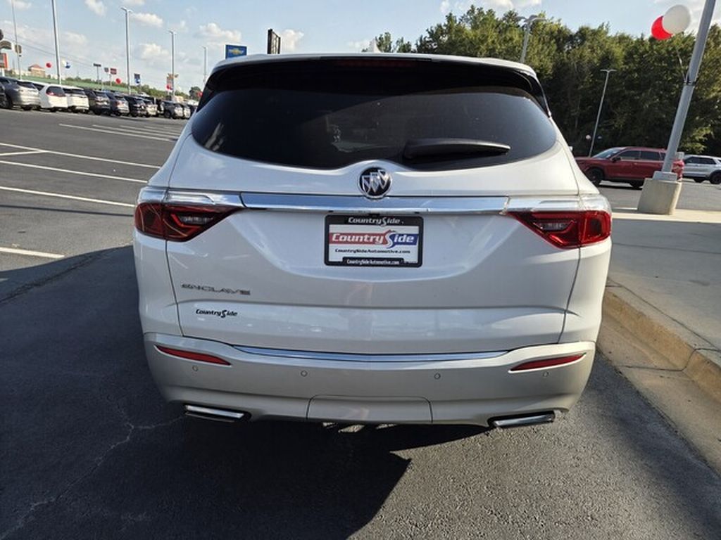 Used 2023 Buick Enclave Essence SUV