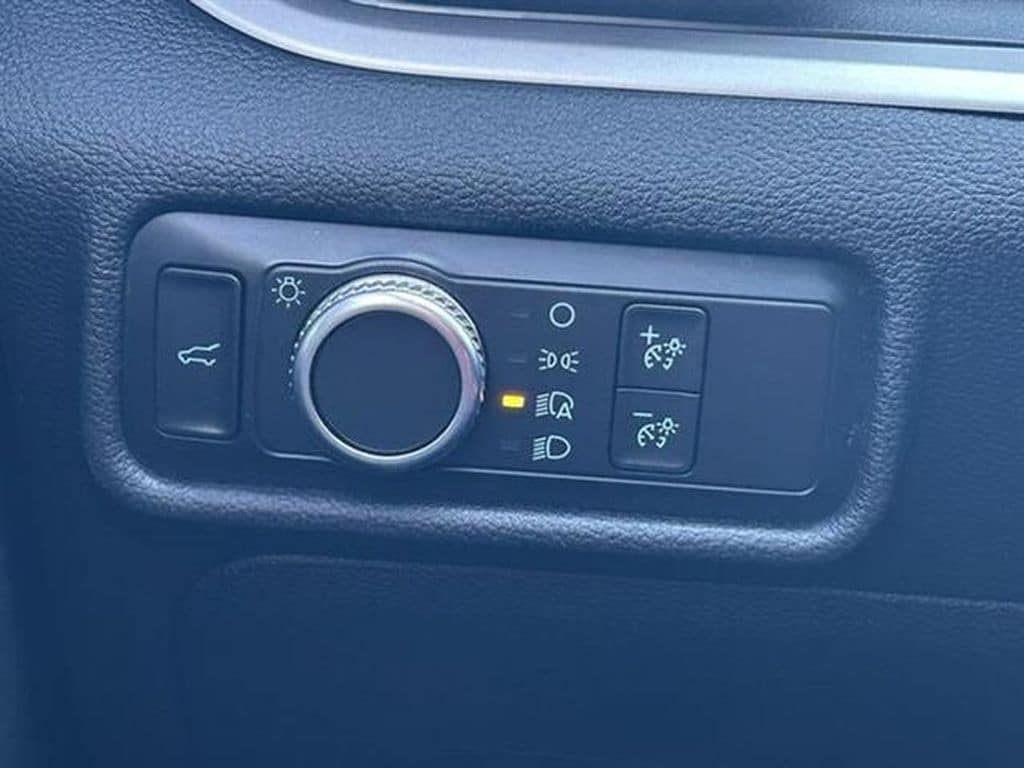 2020 Ford Explorer XLT - Photo 17