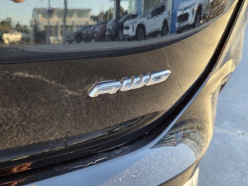 Used 2024 Ford Edge SEL
