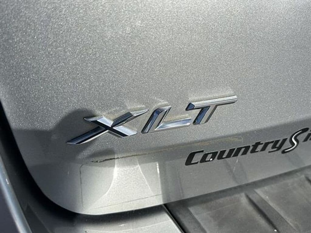 2020 Ford Explorer XLT - Photo 11