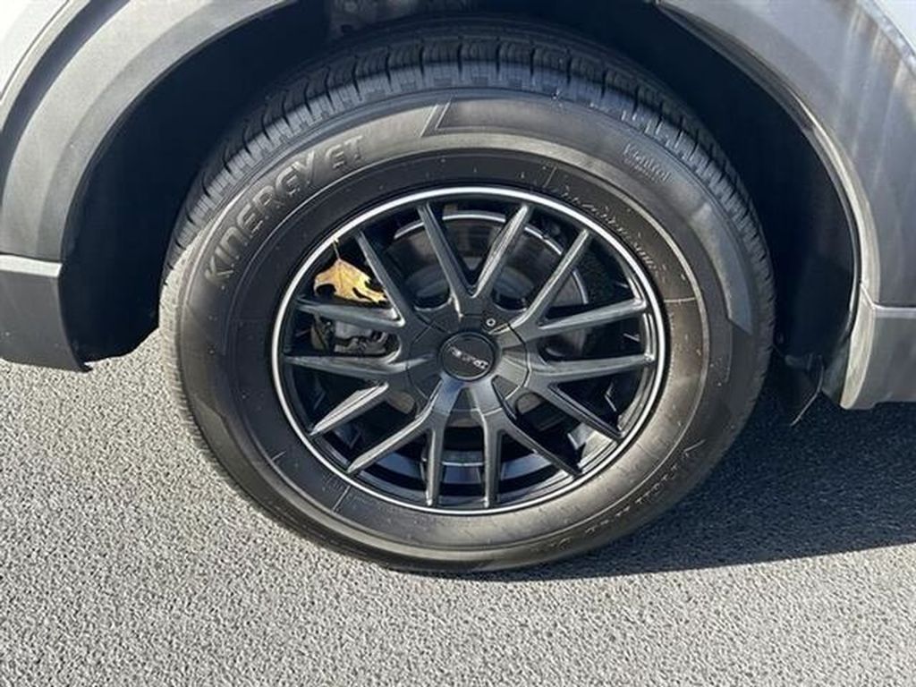 2020 Ford Explorer XLT - Photo 35