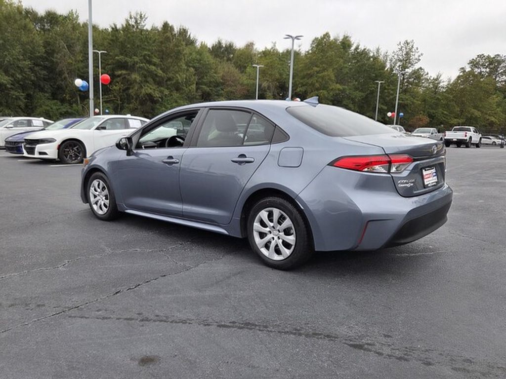Used 2024 Toyota Corolla LE