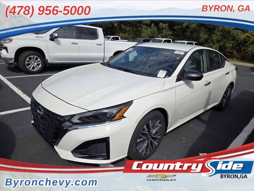 Used 2025 Nissan Altima SV