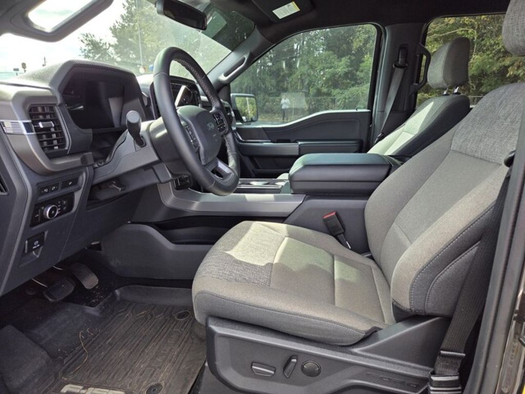 Used 2024 Ford F-150 XLT
