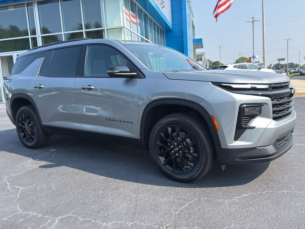 New 2026 Chevrolet Traverse LT SUV
