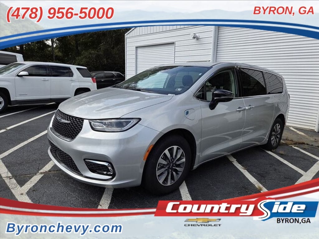 2024 Chrysler Pacifica PHEV Select