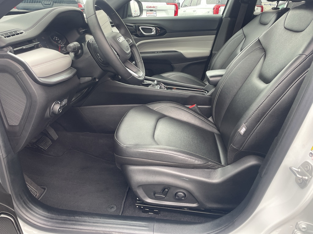 2025 Jeep Compass Limited - Photo 18
