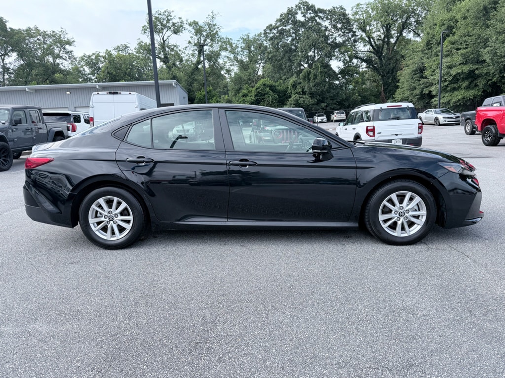 Used 2025 Toyota Camry Hybrid LE Sedan
