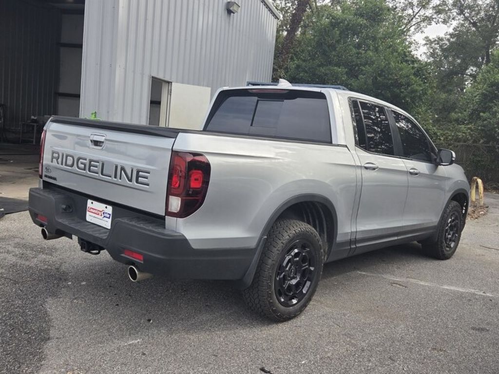 Used 2025 Honda Ridgeline RTL+ Crew Cab