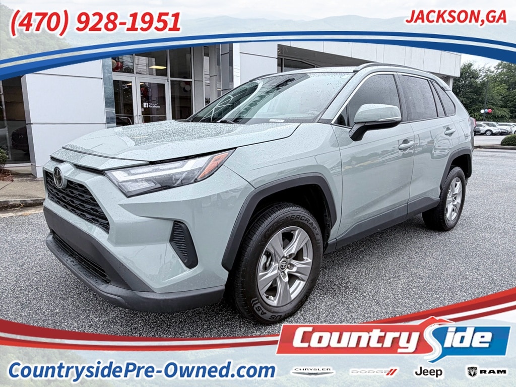 Used 2022 Toyota RAV4 XLE SUV