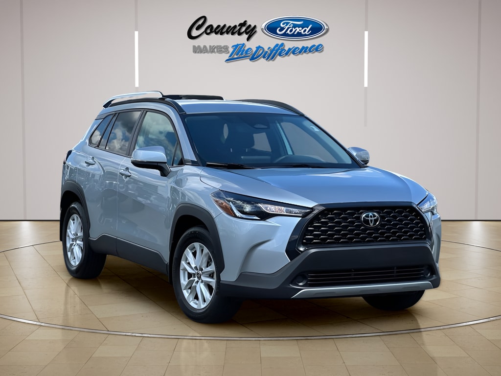 2024 Toyota Corolla Cross LE