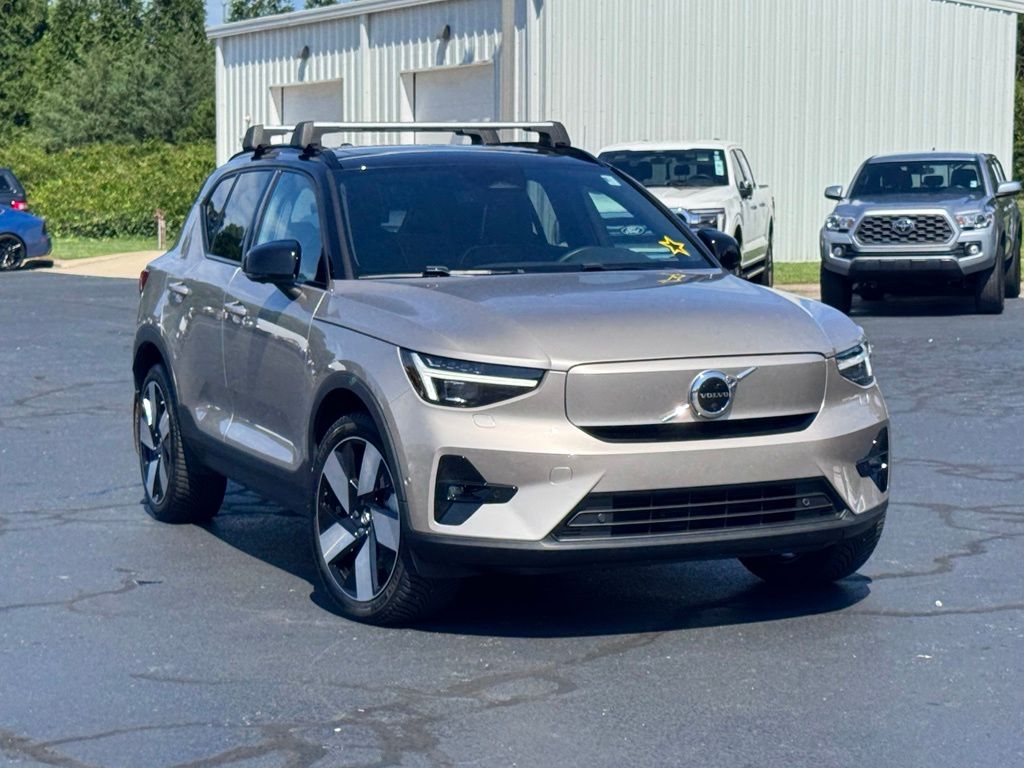 2023 Volvo XC40 Recharge Pure Electric