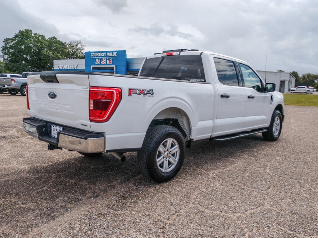 Used 2022 Ford F-150 XLT Truck SuperCrew Cab