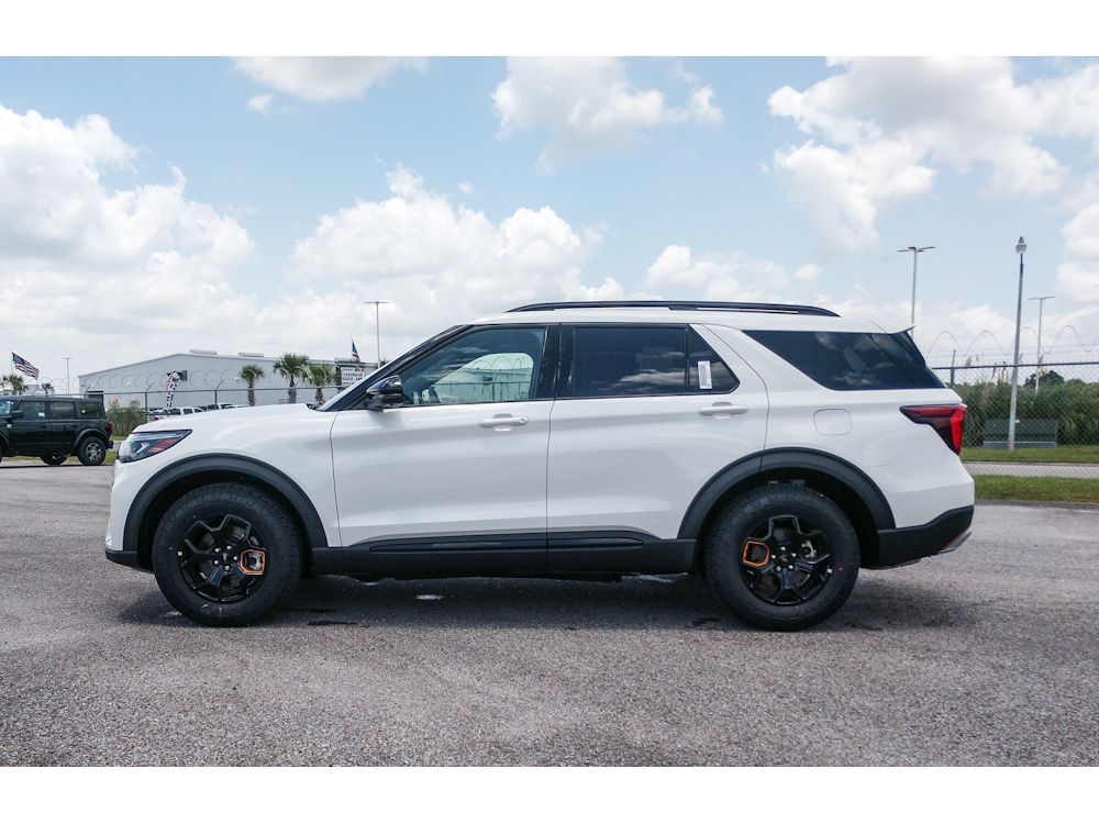 2026 Ford Explorer Tremor - Photo 2
