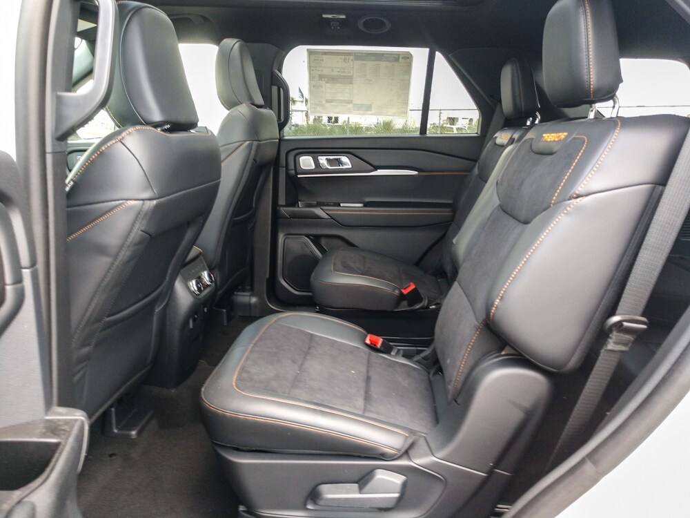 2026 Ford Explorer Tremor - Photo 12