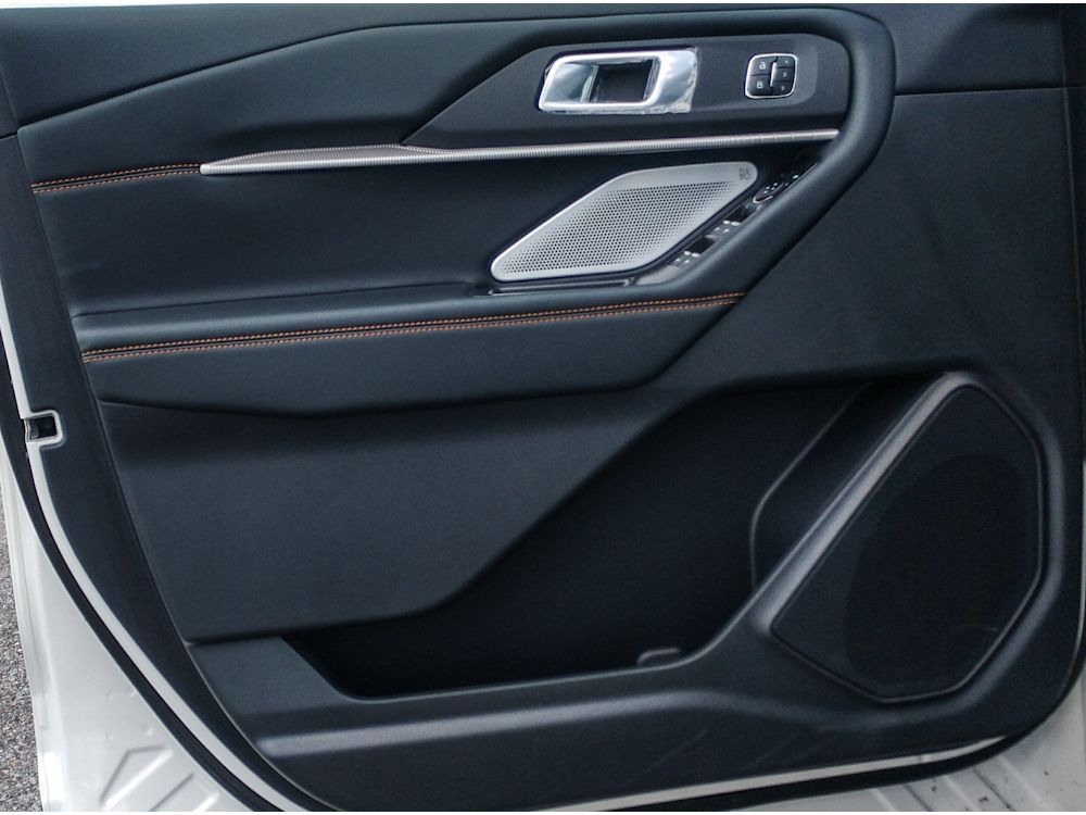 2026 Ford Explorer Tremor - Photo 11