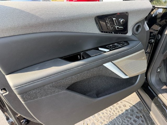 2027 Cadillac OPTIQ Sport - Photo 9