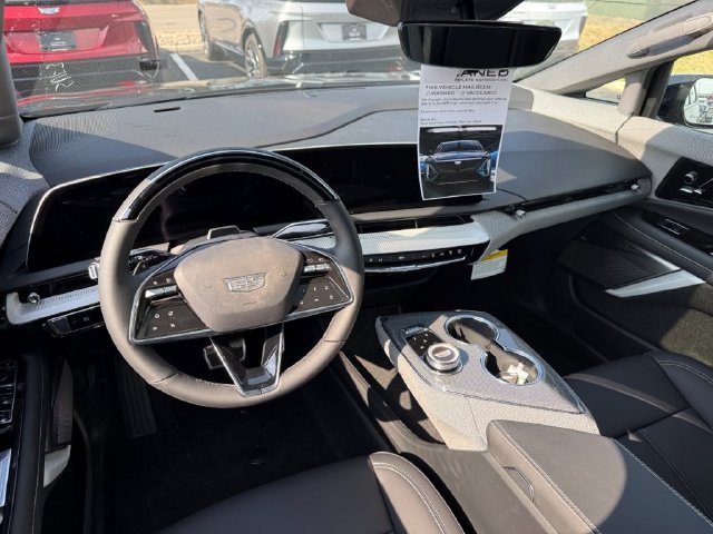 2027 Cadillac OPTIQ Sport - Photo 16