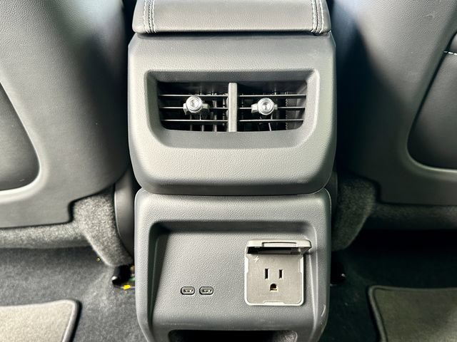 2026 Cadillac OPTIQ Sport - Photo 20