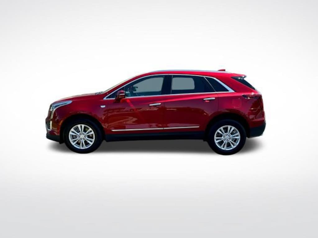 New 2026 CADILLAC XT5 Luxury SUV