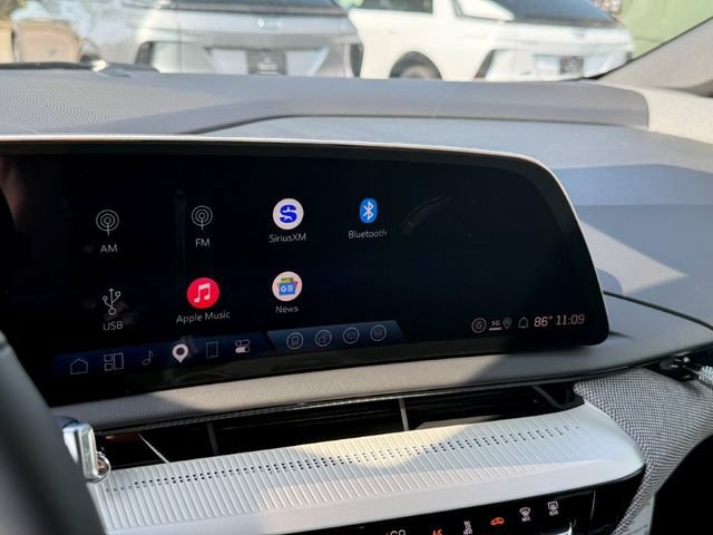 2027 Cadillac OPTIQ Sport - Photo 20