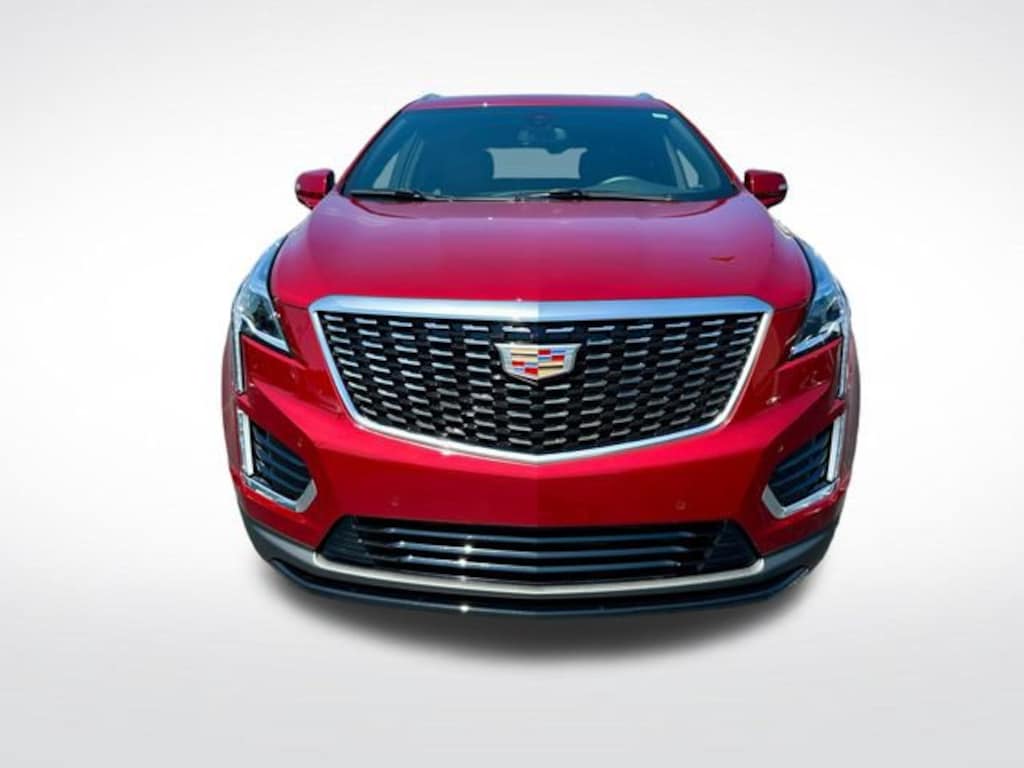 New 2026 CADILLAC XT5 Luxury SUV