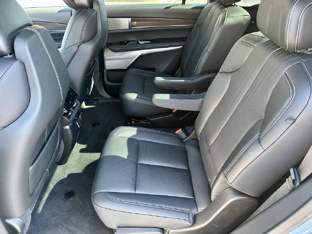 2027 Cadillac VISTIQ Luxury - Photo 19