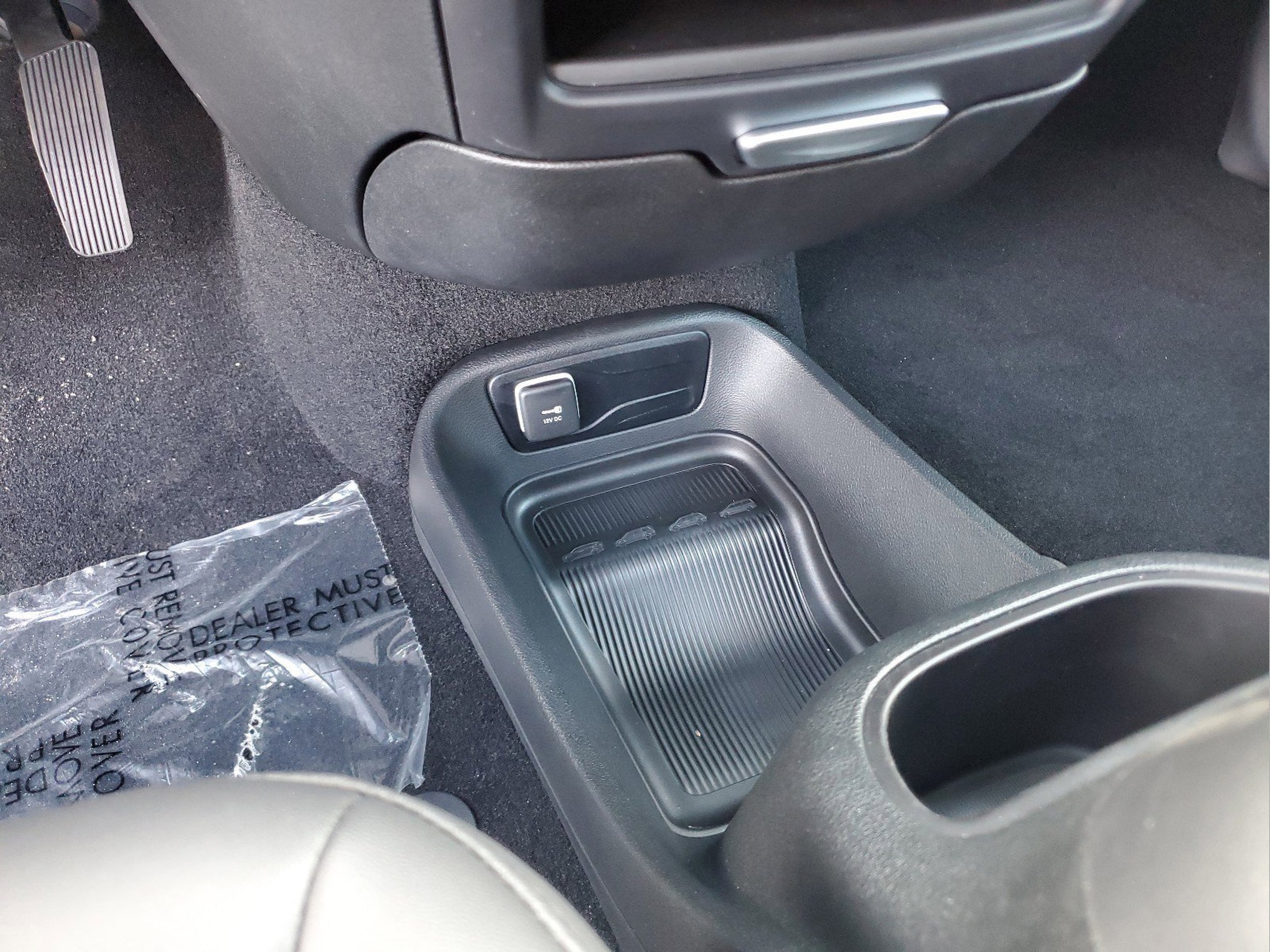 2026 Chrysler Voyager LX - Photo 22