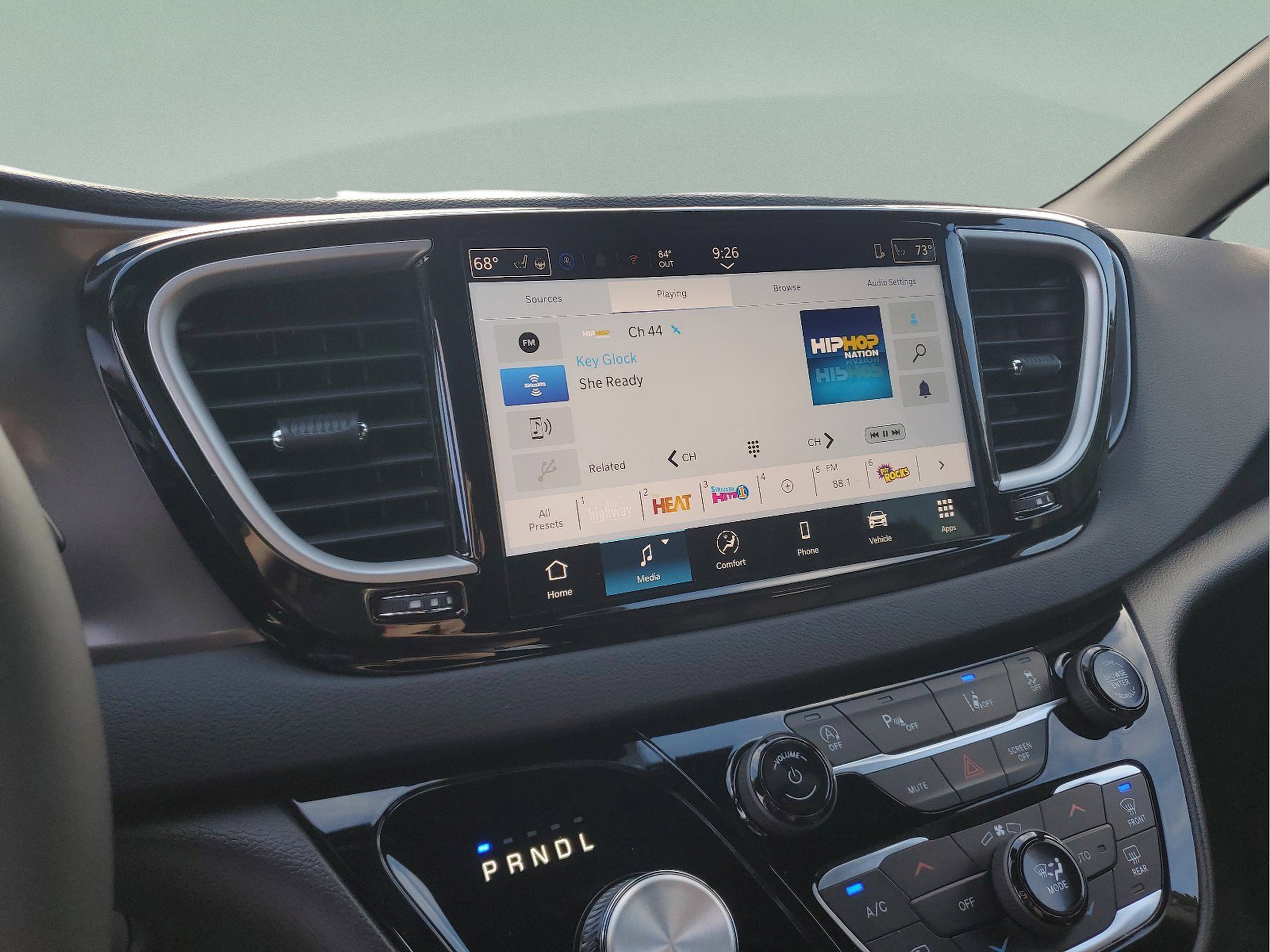 2026 Chrysler Voyager LX - Photo 19