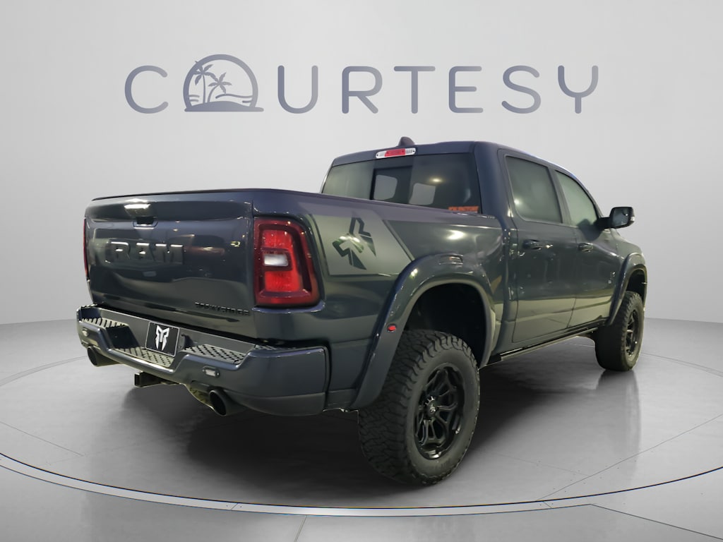 New 2026 Ram 1500 BIG HORN CREW CAB 4X4 5'7 BOX Pickup